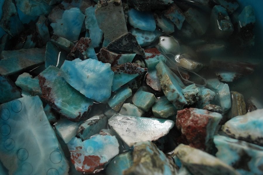 Larimar-Barahona mines