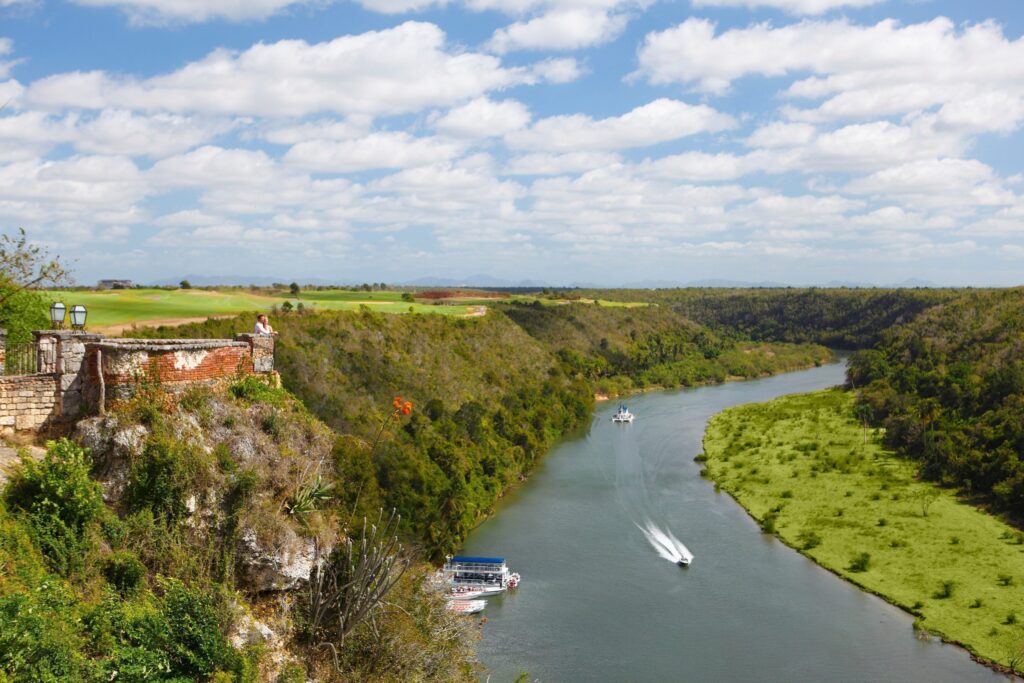 Rio Chavon sky