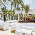 Private beach, sun loungers, beach towels, scuba diving