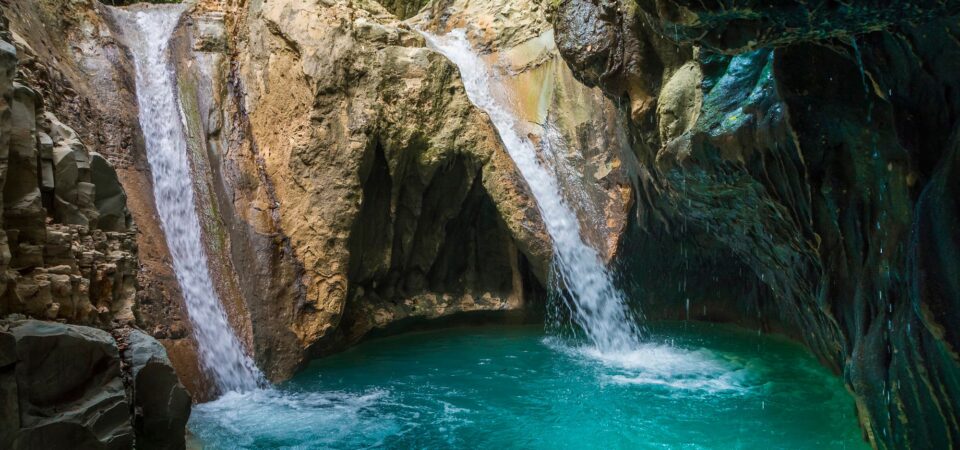27 Saltos Damajagua